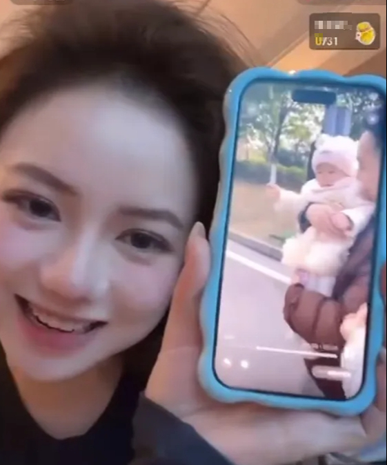 Beautiful streamer publicly offers a large reward for someone to have a child for her 3 edit 17402159080521798631281
