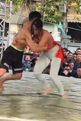 Female Wrestler Wears Tight Gym Outfit for Competition, Shocking Netizens 6 edit screenshot 2025 02 11 162827 1739266205715535092346