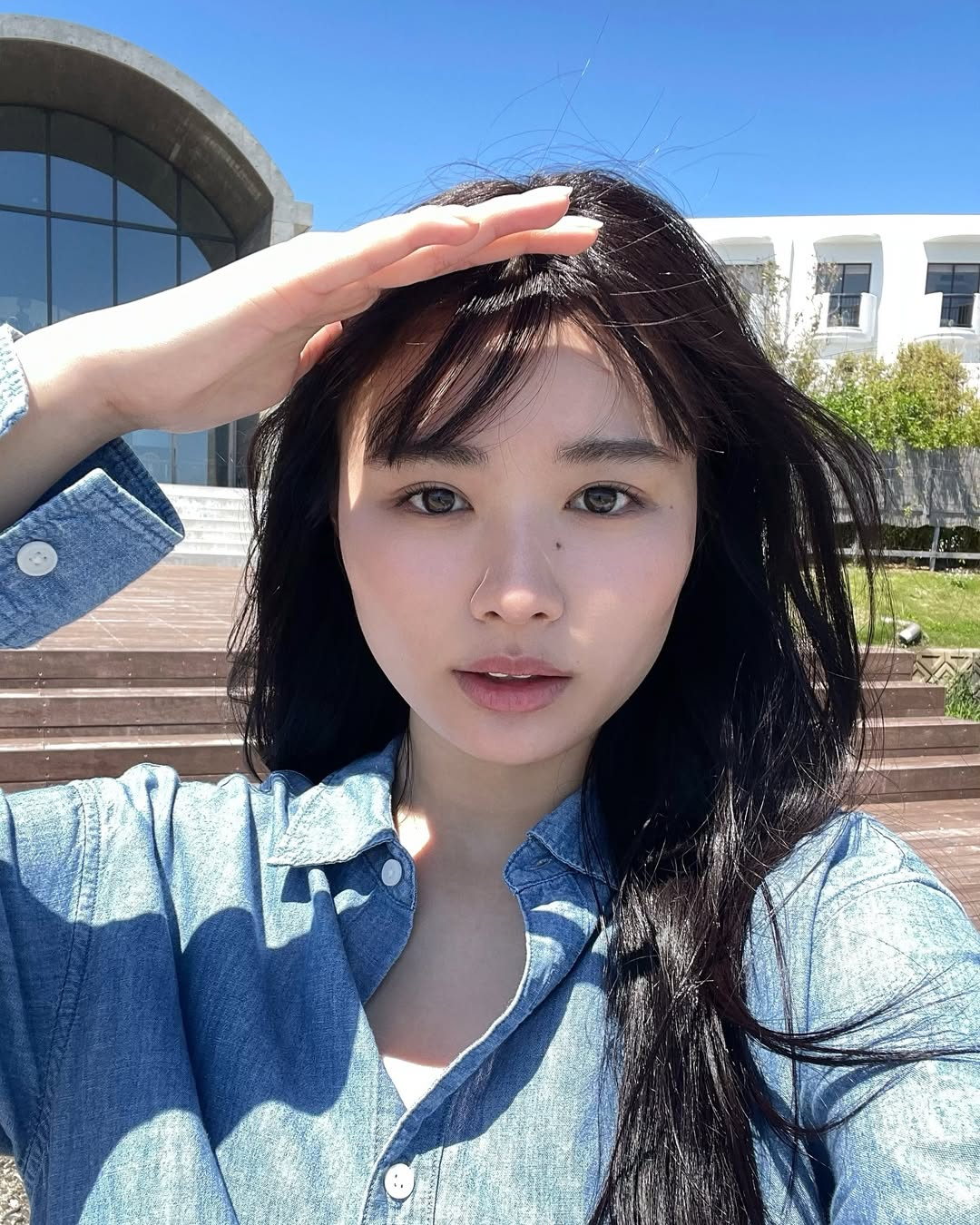 Traveling to Vietnam, the hot girl suddenly becomes a sensation, Vietnamese fans suspect a "detail" 1 photo 1738919866713 1738919866877597990845