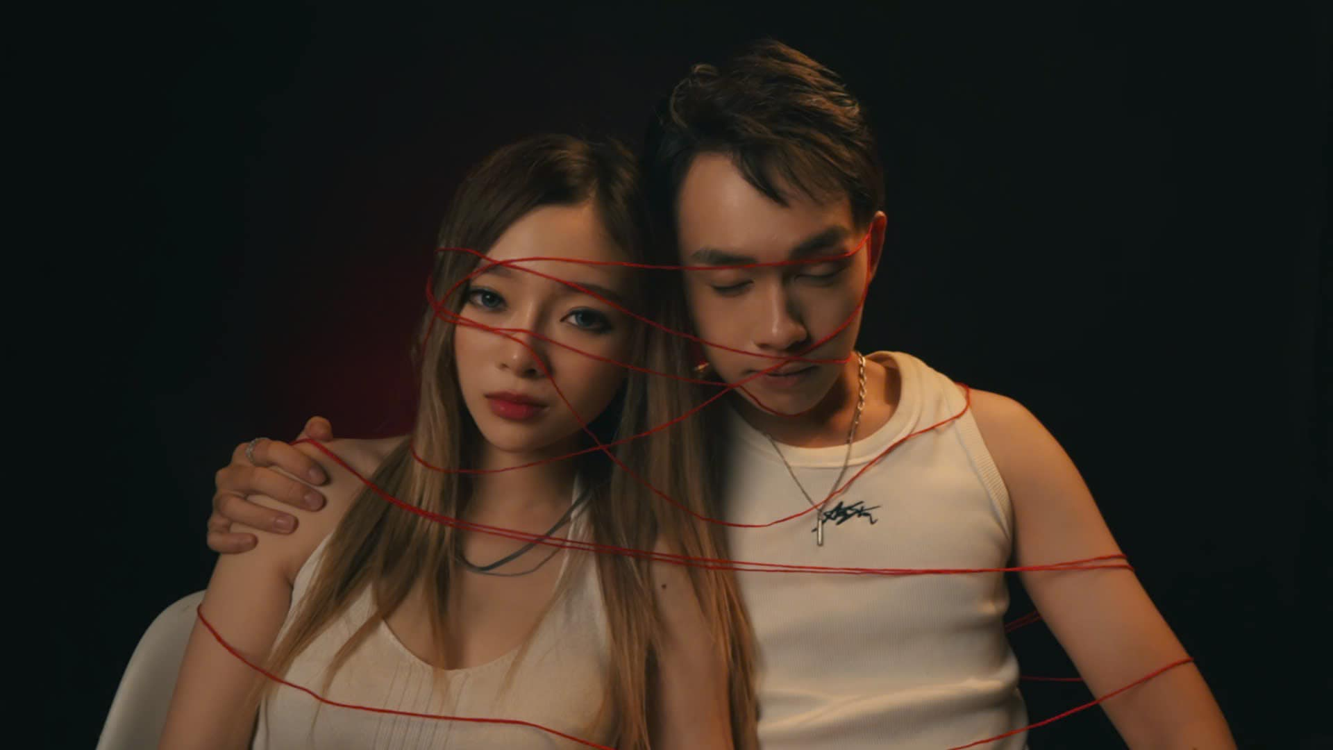 Sexy female streamer creates her own music album, impressive interface 4 photo 1739435626963 1739435627206105682548