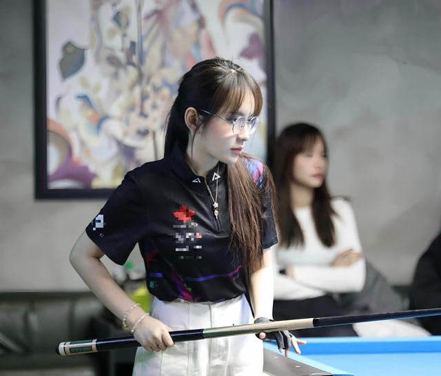 Admiring the Real-Life Photos of the Famous Female Billiards Player, Stunning Appearance Leaves Viewers in Awe 2 photo 1740298600444 17402986007101615780788