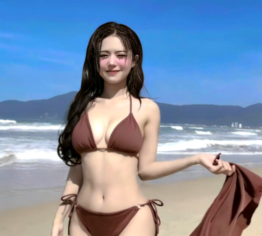 In a Bikini, Showcasing a 'Divine' Profile, Female Streamer Announces She Will Compete in the Arena of Valor Beauty Pageant 4 screenshot 2025 02 03 114455 17385584239511175335423