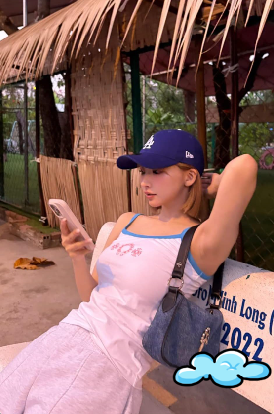 Surprised by Yua Mikami's Photos in Vietnam, Fans Excitedly Gather to "Hunt for Idol" 3 screenshot2 17406228256451487527746