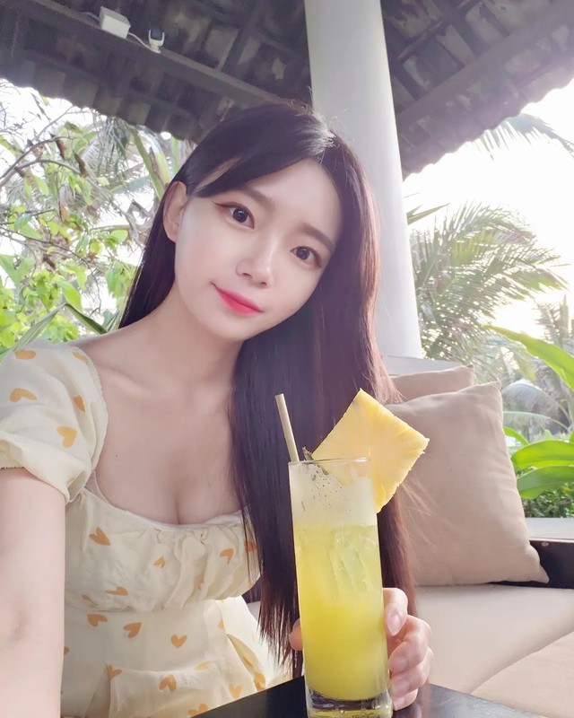 Beautiful Female Streamer Surprised by Incident, Targeted by Stranger While Live Streaming 2 twitche99f93e59c8be5a5b3e4b8bbe692ade3808cmay e4ba94e69c88e3808defbc88may5wefbc892 1738745952193 17387459526552009043665