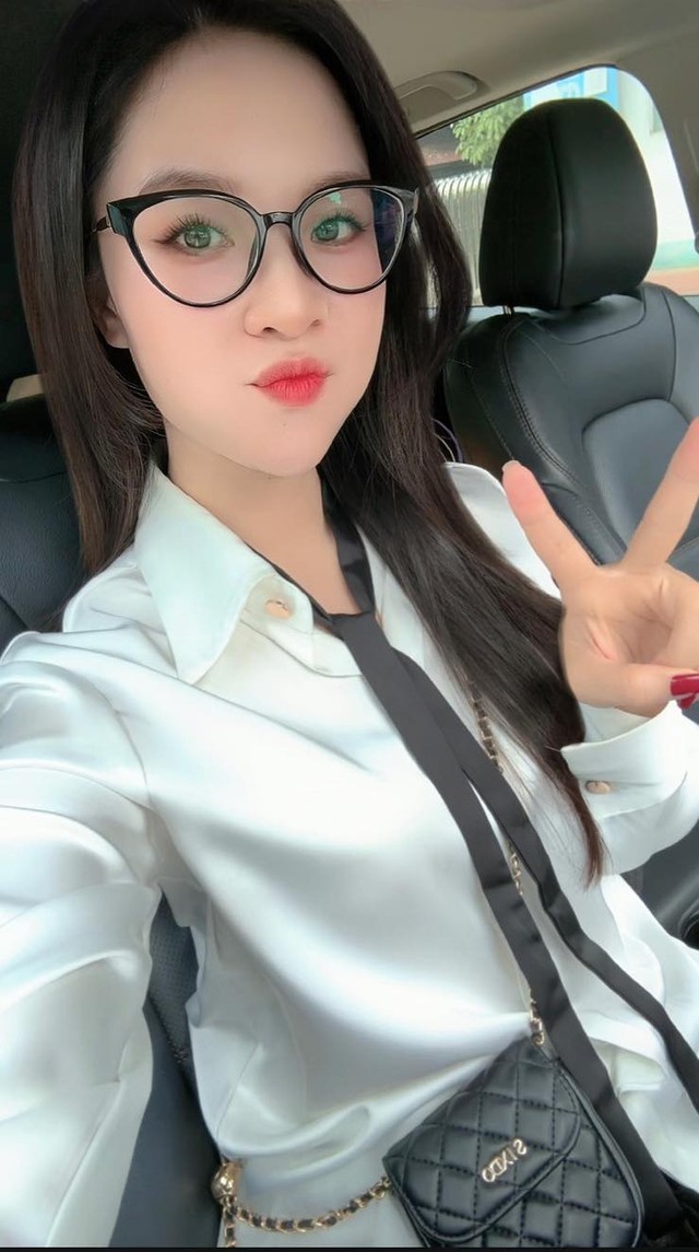 Beautiful Elementary School Teacher Captivates Netizens with Her Graceful Handling of Sensitive Situations 8 47593825029764686758352864785662473202034013n 17421817277291722513141