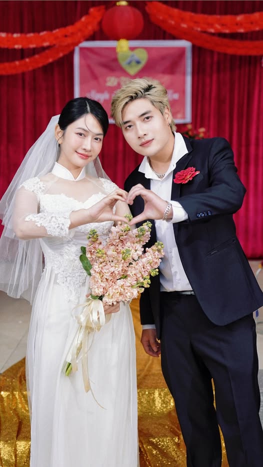 Lê Bống Breaks Down in Tears While Wearing a Wedding Dress 5 48181601230890863712439965102738249877847496n 1740972108211102713587