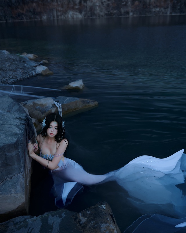 The 2K Hot Girl Transforms into a Beautiful Mermaid, “Sizzling” and Irresistible, Male Fans in Awe 3 484392673182880240492166753338371068204093704n 1742460610249720844365