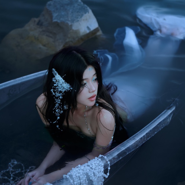 The 2K Hot Girl Transforms into a Beautiful Mermaid, “Sizzling” and Irresistible, Male Fans in Awe 6 484442982182880240402166751864219363853210724n 17424606100521639092255