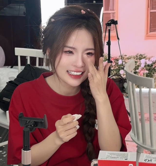 Ngoc Kem Responds to Fans After Being Accused of "Deterioration" and Changes in Appearance 1 edit 47358939023731122763649622402992089099007448n 17420978503451810485742