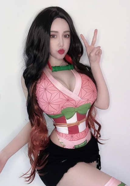 The Hottest DJ on the Internet Showcases Her Cosplay as Nezuko from Demon Slayer, Captivating Everyone! 4 screenshot 2025 03 19 150541 1742373405126919807052 1