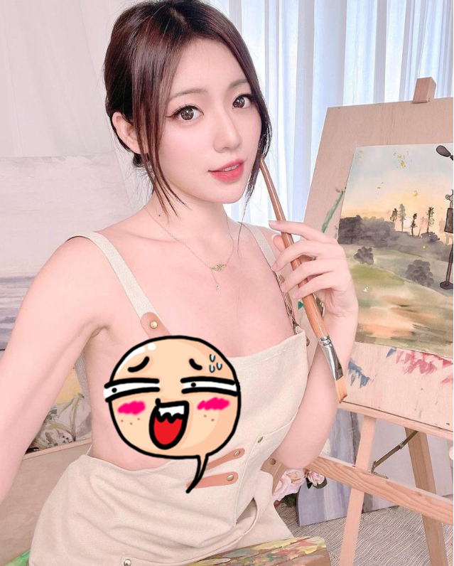 Wearing a Painting Apron, the Hot Girl Unexpectedly Faces a Wardrobe Malfunction and Rushes to "Fix" It 3 screenshot55 17404539603721649494389