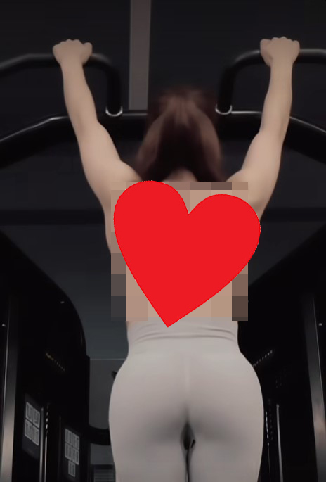 Female Gymgoer Causes Controversy by Not Wearing a Shirt on the Bar 1 1 17455743095682053098170 1745585180917 1745585183954507411157
