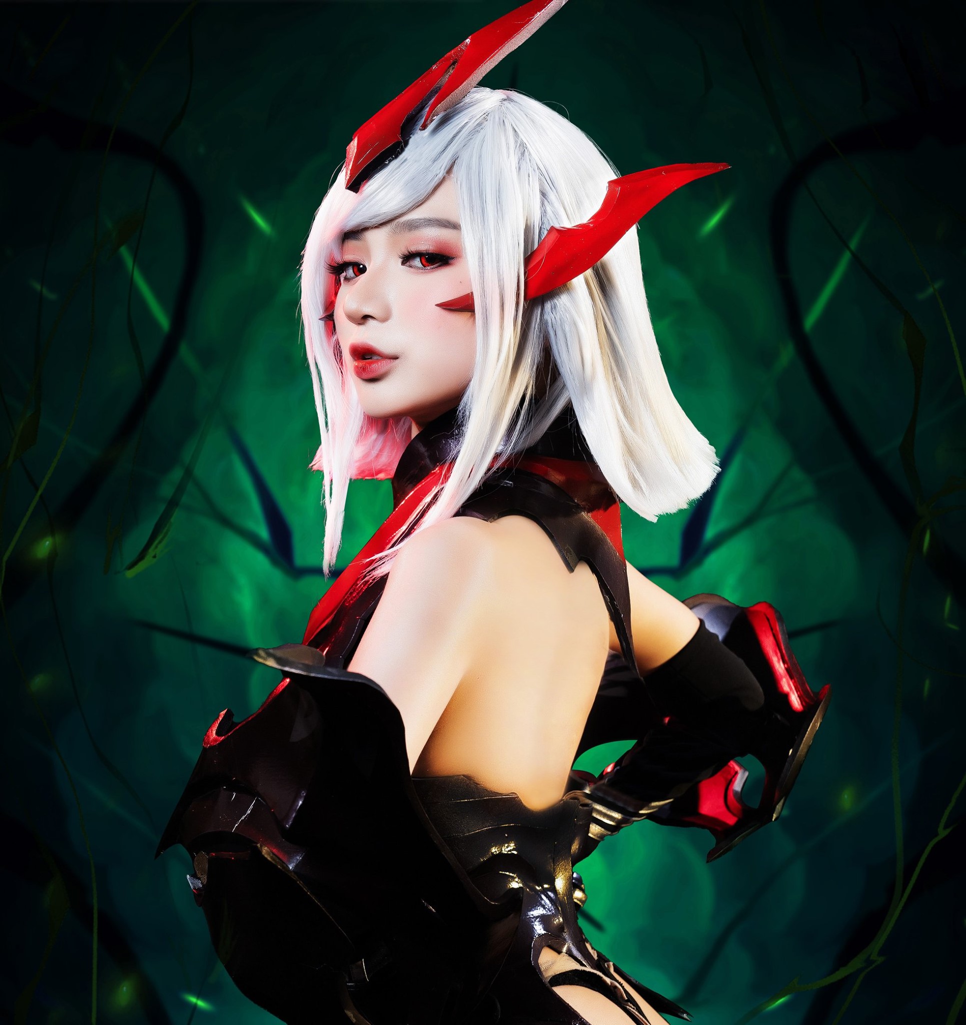 Cosplaying as Violet Blood Demon God, the girl dares to transform 50% but still makes male fans swoon 1 13105423527778401458496241286972012885857373n 1744623808356288609068 1744626479404 1744626480065119150288