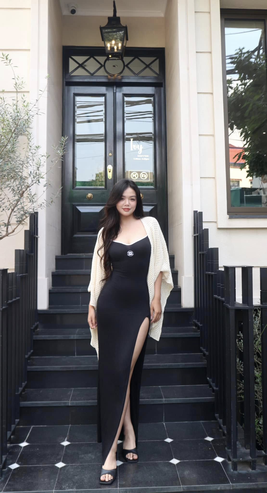 Beauty that has netizens "buzzing", the beautiful girl in the parade speaks out against unfounded rumors 4 46277949439662370569210312562719031123504709n 1745555552960223999177 1745566293562 17455662937571368670432