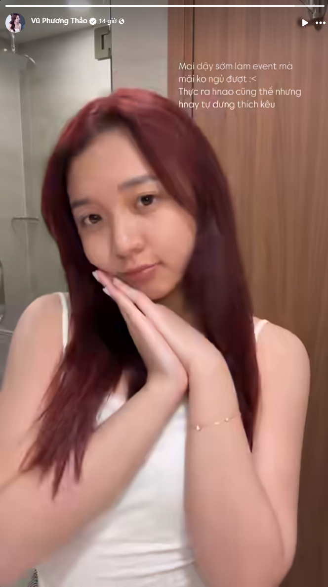 Stunning Female Host Confidently Shows Off Her Bare Face 5 48935605611989657016656644475015230650454541n 17445135347271107589469 1744518237723 174451823784788417847