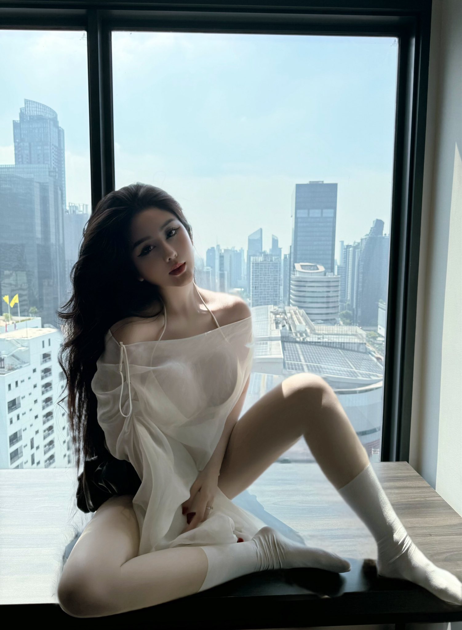 Pouting but Still Radiating Charm, the Hot Girl Everyone Loves Captivates Attention 3 49035777139426874359800843081049543861650842n 17450332733981713389256 1745034605719 1745034605857766505029