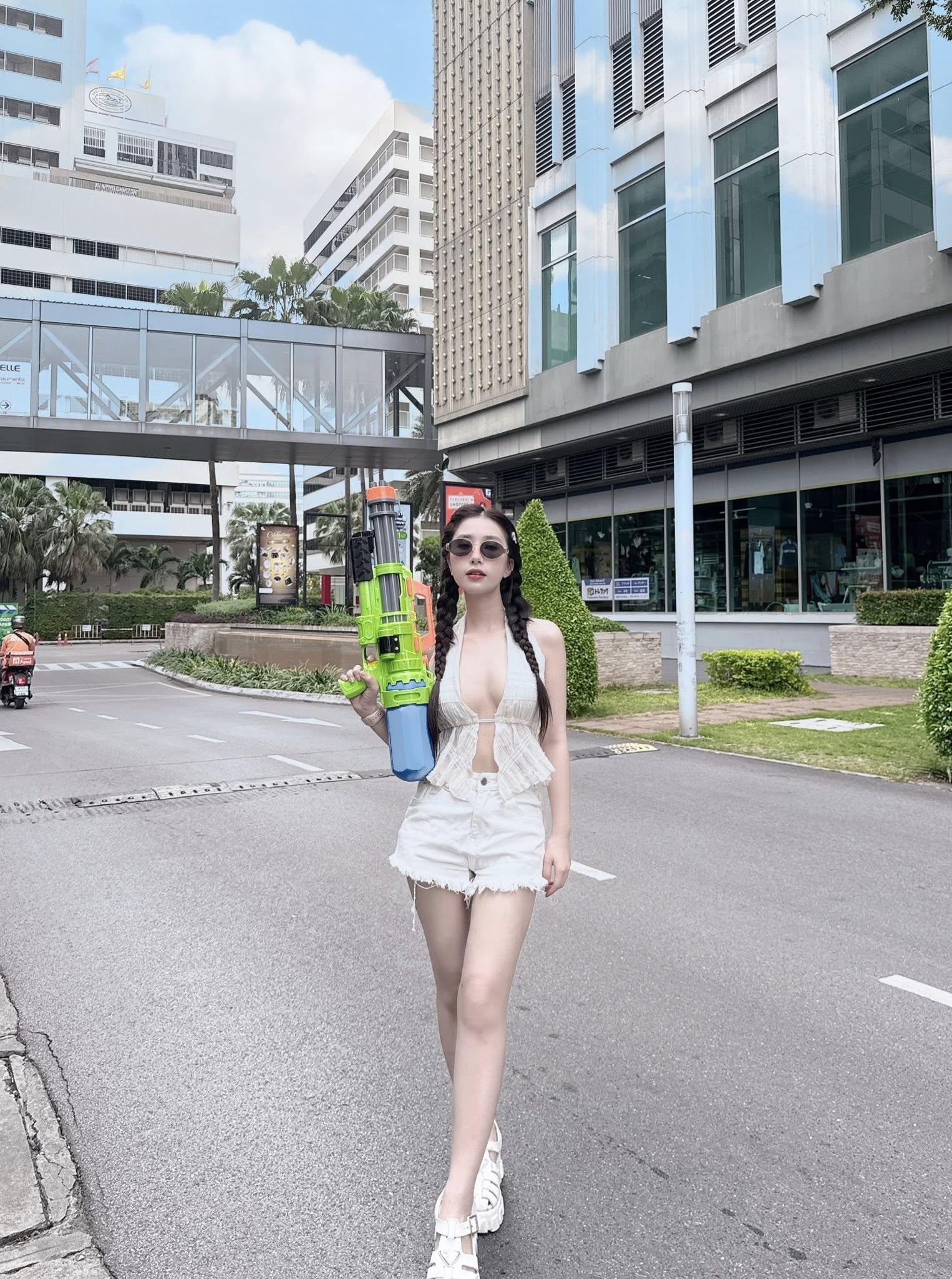 The National Wife Tiểu Hý Melts Hearts with Stunning 'Slay' Photo Series 1 49057573614107312700860812774998684852956952n 1745650663366869522689 1745653260165 1745653260581468412094