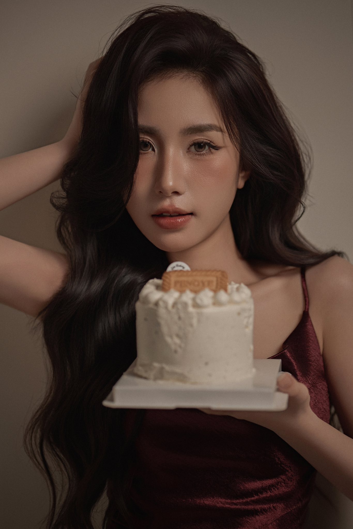 The National Wife Tiểu Hý Melts Hearts with Stunning 'Slay' Photo Series 6 49371495814201682458090505978016213750969076n 1745650697515790725371 1745653264414 1745653264530657269020