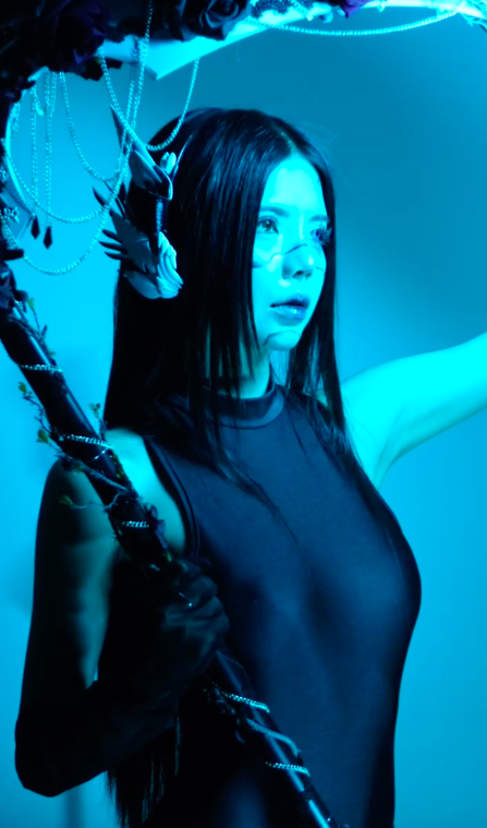 Mai Dora Fans Have Never Known Disappointment, The Hostess Unveils a Stunning New Look! 5 anh chup man hinh 2025 04 27 luc 152002 1745743701055970987192 1745746087803 17457460879881420118906