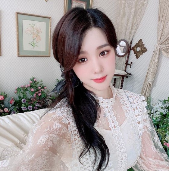 Too Beautiful, Female Streamer Unexpectedly Falls into Dangerous Situation, Scared to the Point of Tears 2 photo 1 16374974382901452176736