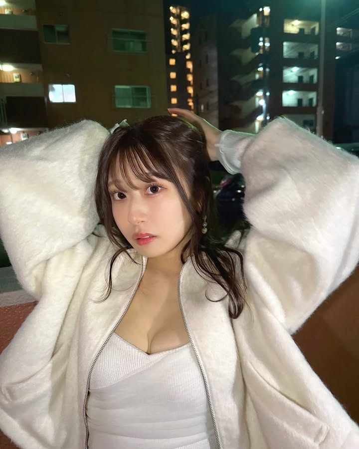 Another Promising Rookie Hot Girl, Praised as the Most "Alluring" Name of 2025 3 photo 1744172829089 1744172829285491699319 1744874638221 17448746383301656650418 1744877122020 17448771221841125123869