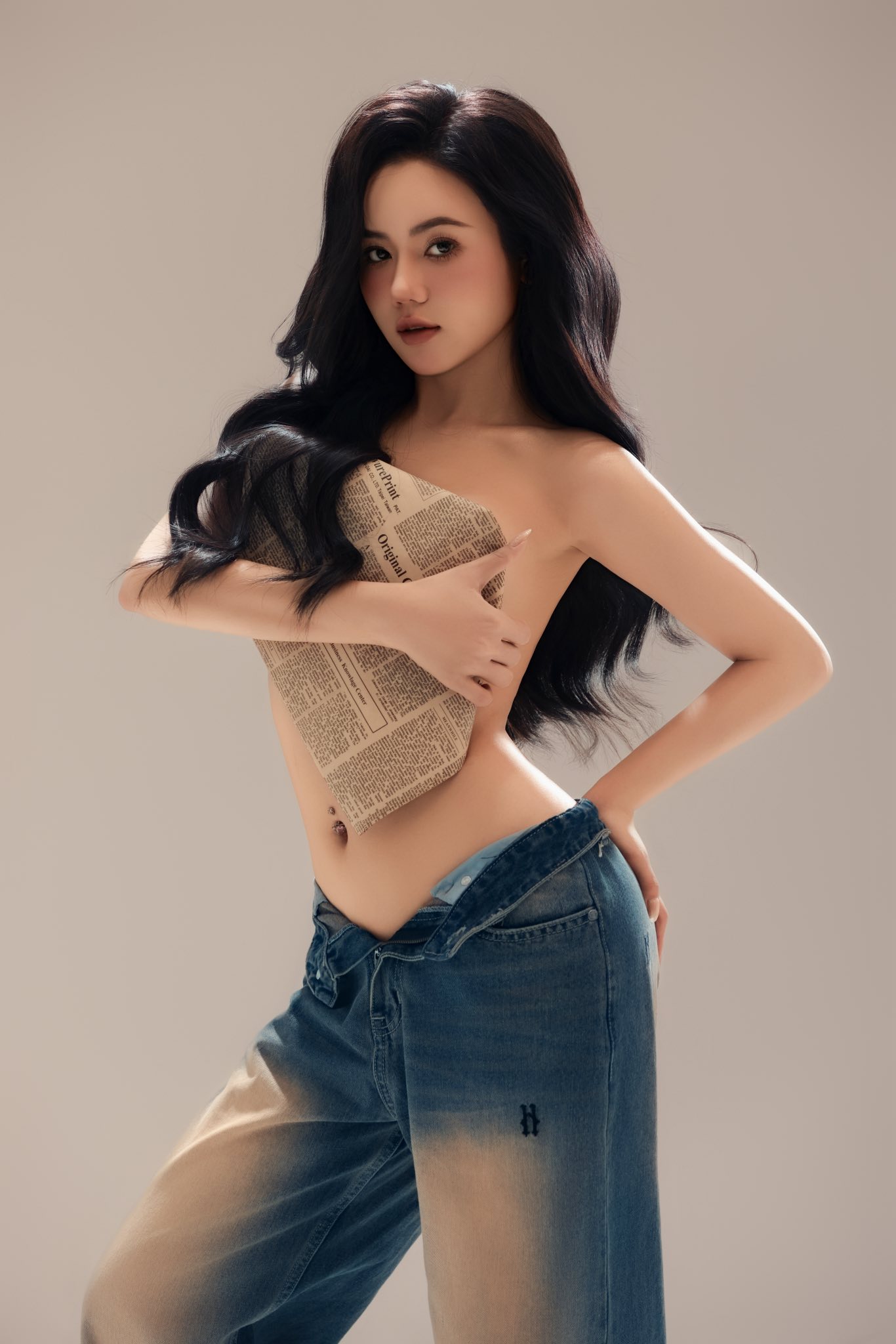 Bò Chảnh Goes Big, Reveals Stunning Photos Showcasing Her Bold Figure 5 49625519717728187103106942277244869505503014n 17478174153261703697259 1747881300235 17478813004101845553135