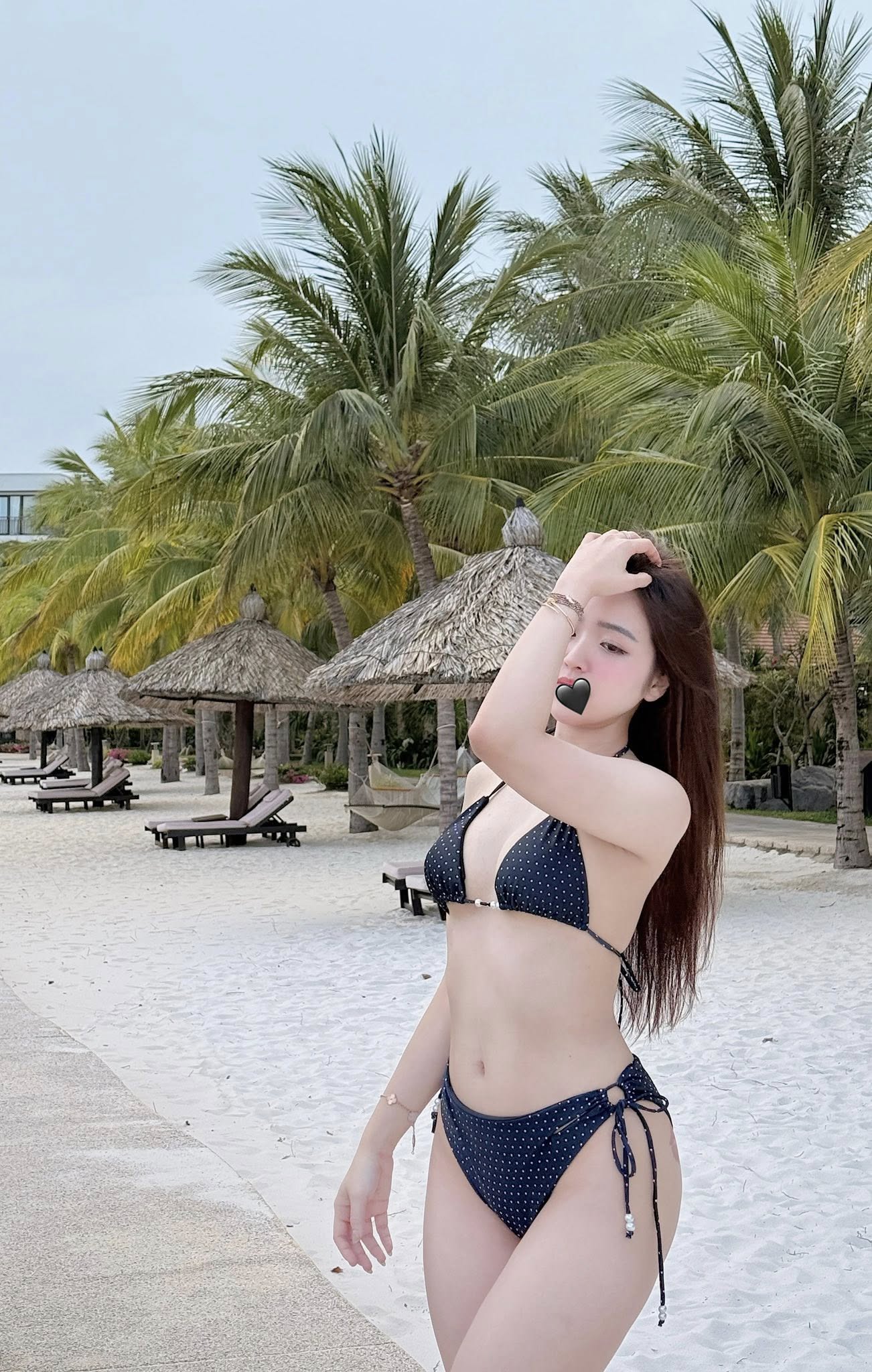 Hot Girl Surprises with Thousands of Interactions, Likes Triple Thanks to Steamy Photo Shoot 3 49760278223573329513291157214410766132962879n 1747629401144298934706 1747630566380 174763056649335368147