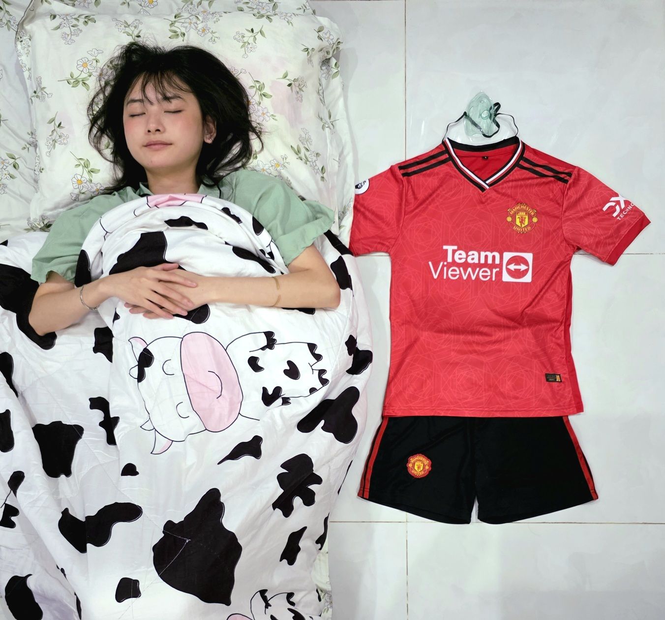 Female MU Fan Streamer Turns on 'Chat Ban' Mode Overnight 1 4997594115788715219013554362218411010029638n 1747885032483939022303 1747887263955 17478872644331248011642
