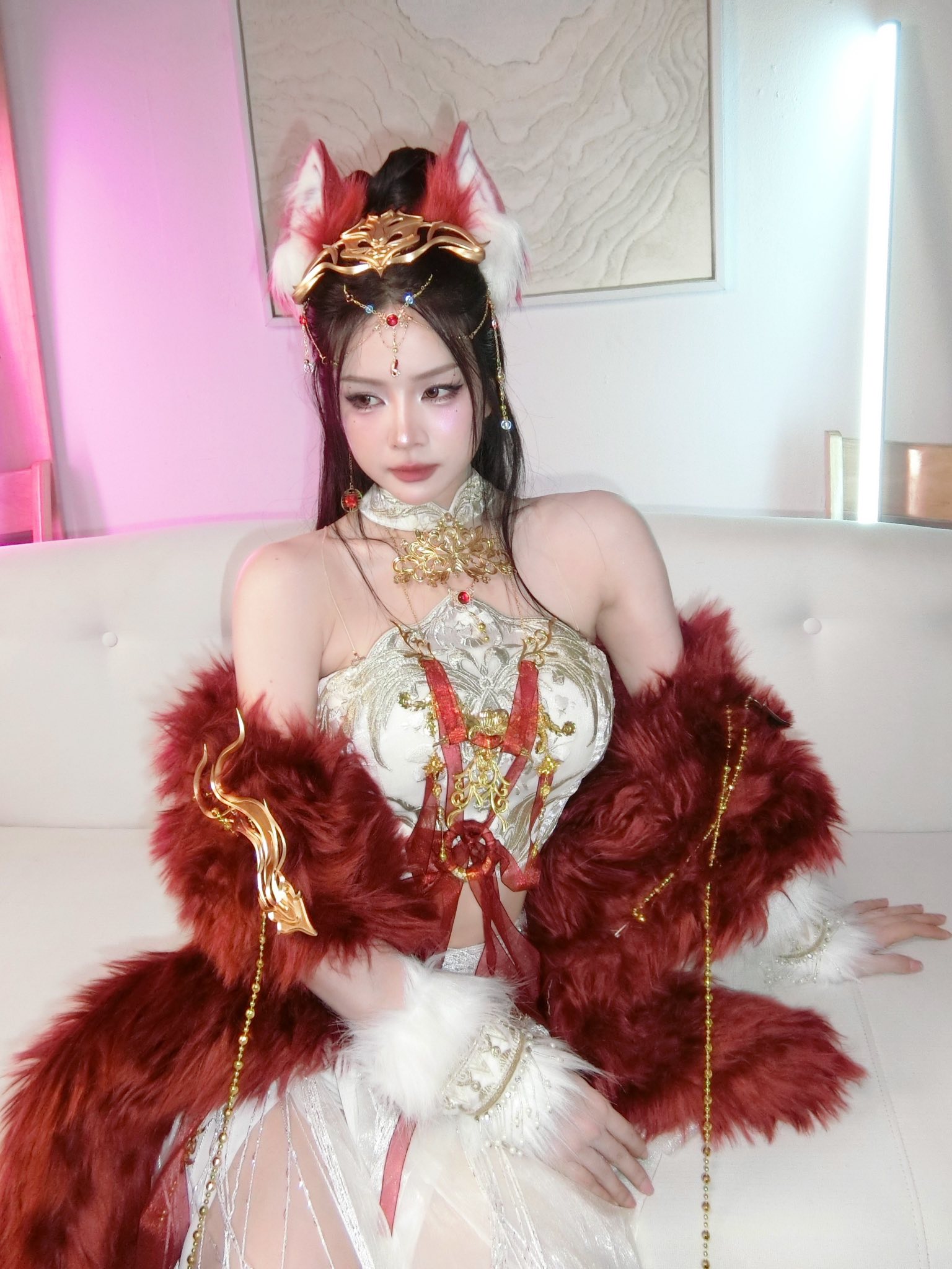 Top 1 DJ Goddess in Vietnam Showcases Her Talent in Cosplay as a Fox Fairy, Leaving Fans in Awe 1 50024561712818365866398105552117604765332401n 1748594559738406370726 1748598045762 17485980458891637882737