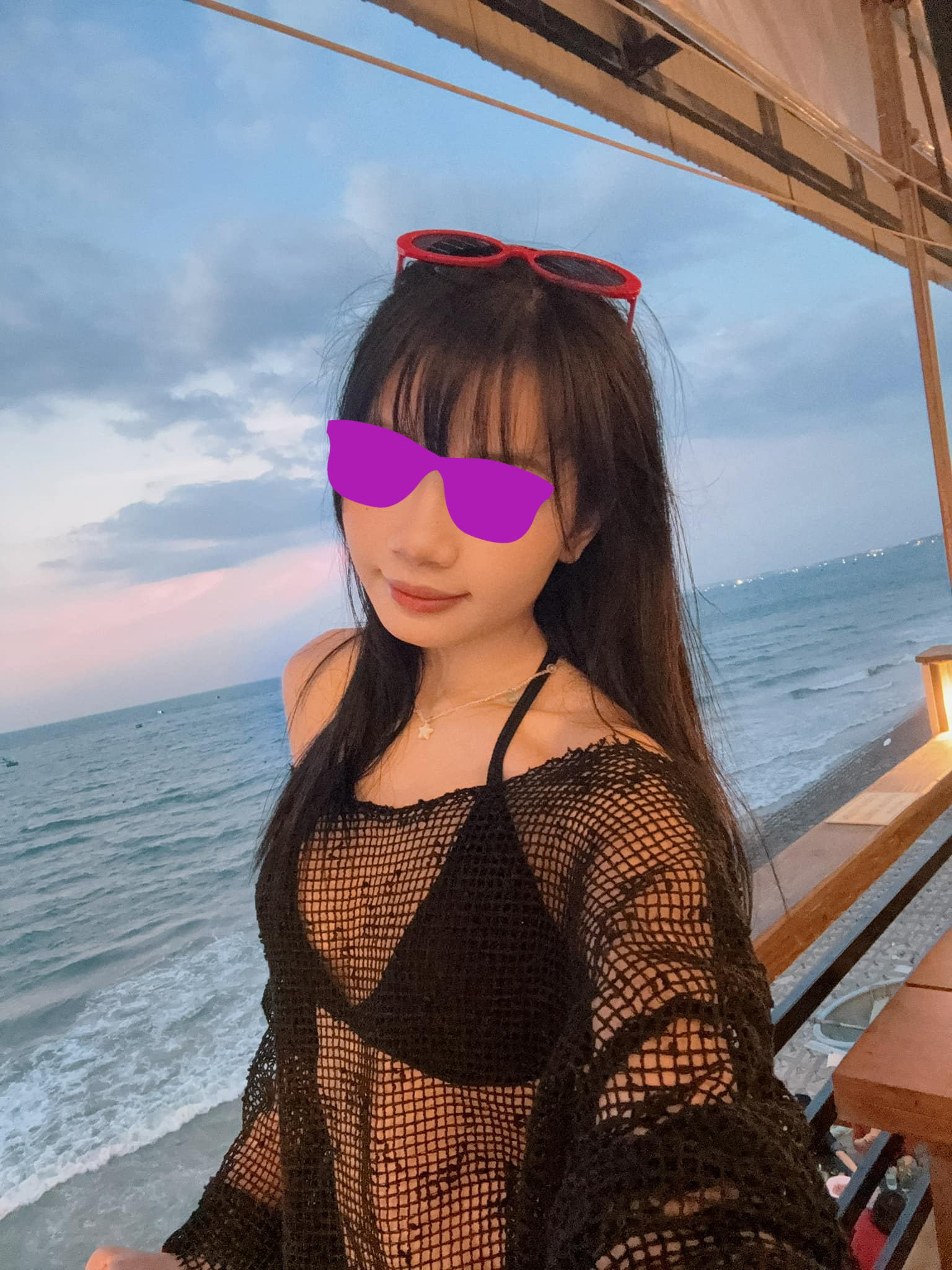 Female Assistant Caught in Drama During V's Social Media Comeback, Unafraid to Respond to Provocative Comments 9 edit 49603616620448354926660322024953682062015296n 1746846553336953986604 1746848259602 1746848259678715408439