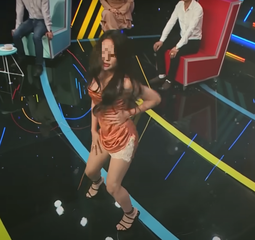 Female Streamer Earning Hundreds of Millions a Month Draws Attention on Dating Show 5 edit screenshot 2025 05 21 112204 1747802831458531959296 1747813375051 1747813375218785780346
