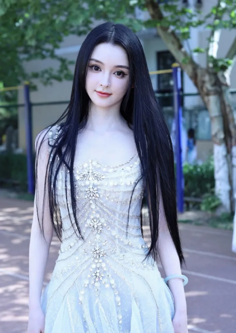 A Stunning Hot Girl Emerges, Sparking AI Controversy 2 photo 1748241238803 17482412390252108134160 1748405325599 17484053256691046985591 1748408184781 17484081849491843439823