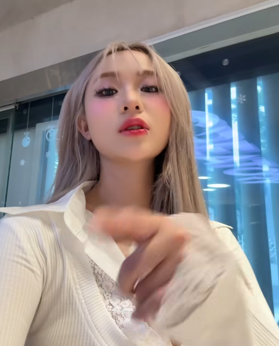 MisThy Is Acting Strange Lately, Fans Don't Recognize the Female Streamer 5 screenshot 2025 05 10 113301 17468525629851948574473 1746860196034 17468601961402057127321
