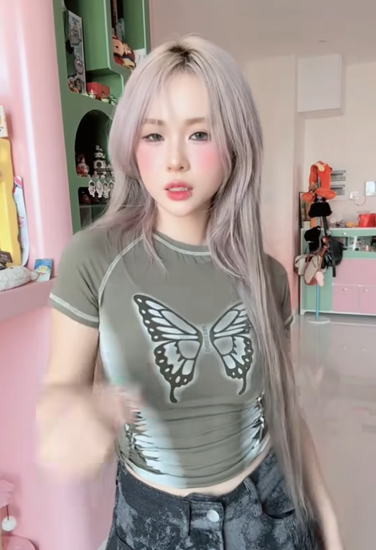 MisThy Is Acting Strange Lately, Fans Don't Recognize the Female Streamer 3 screenshot 2025 05 10 113354 17468525629471430490588 1746860194030 17468601943161505349240