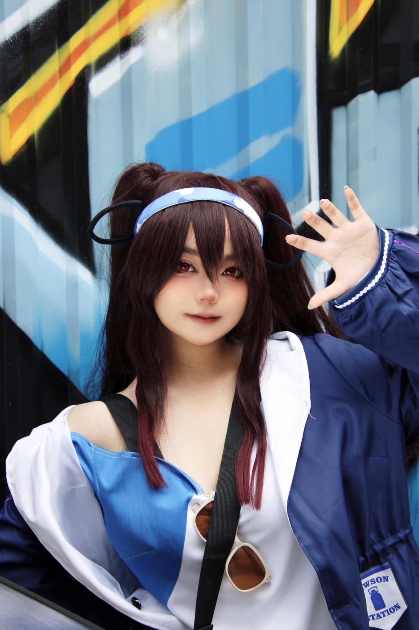 Cosplayer Transforms, Bare-Faced Look Even More Stunning 5 47254524312918103985251711519475810361922959n 1750556197234905743051 1750585343145 17505853435411285059881