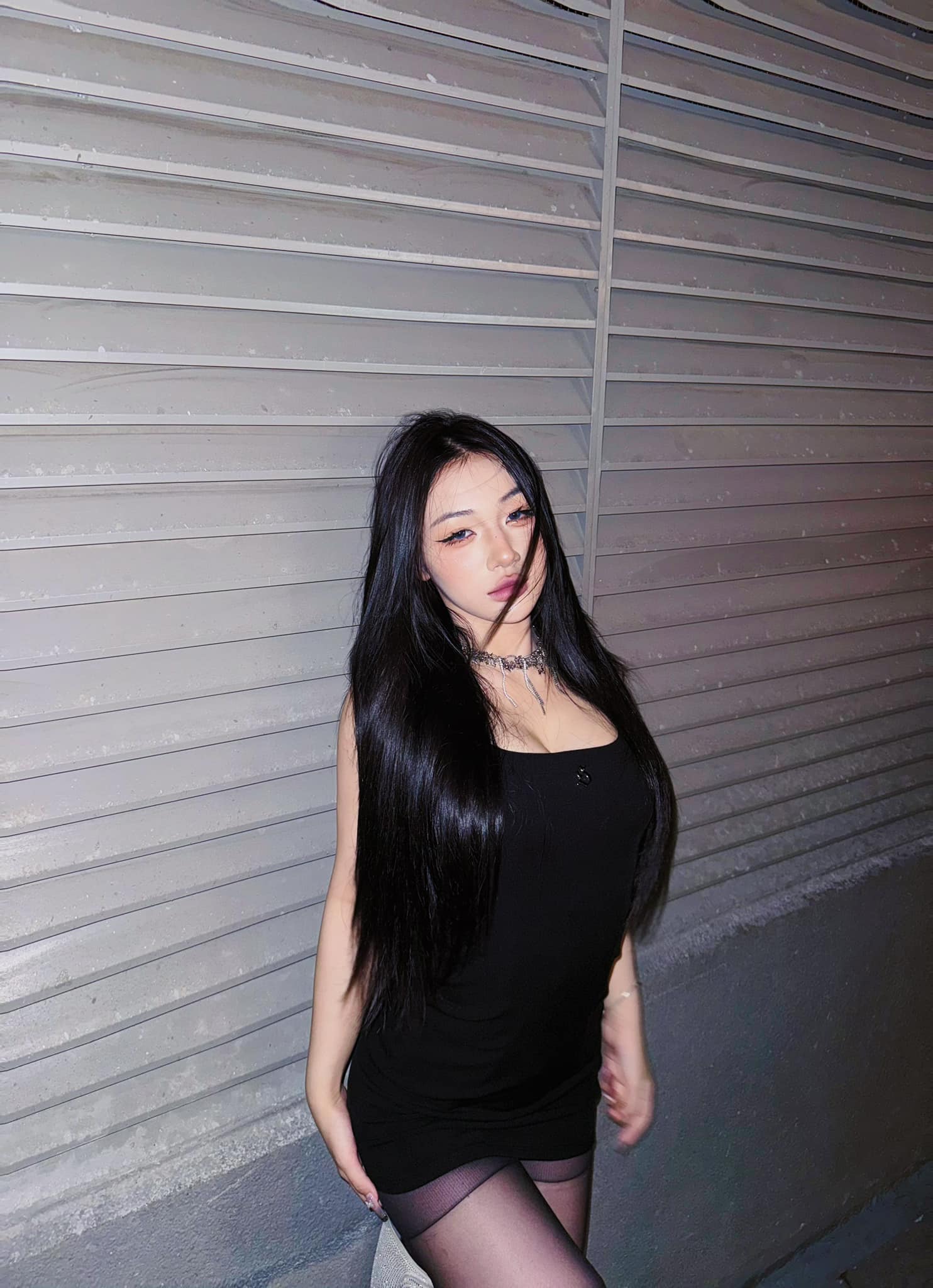 Tran Ha Linh Shares Rare Moments of Herself on Social Media 2 48385763713457722364594957542295474145163382n 1750237882973423289132 1750240923623 17502409242321933157267