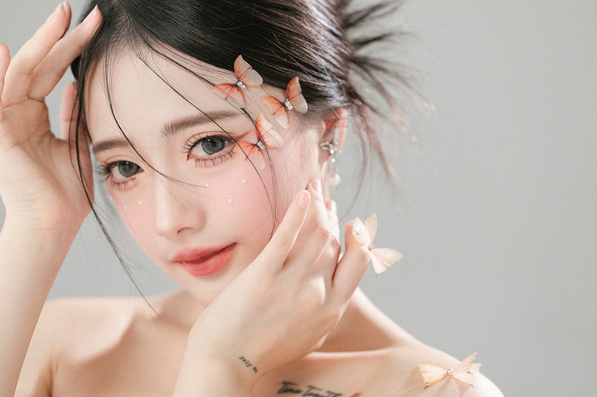 Endlessly Scrolling Through the Stunning Profile of the Beautiful Cosplayer 7 48720011136678985368407506124255198852442662n 17493623787181440973751 1749367362476 1749367362610352010404