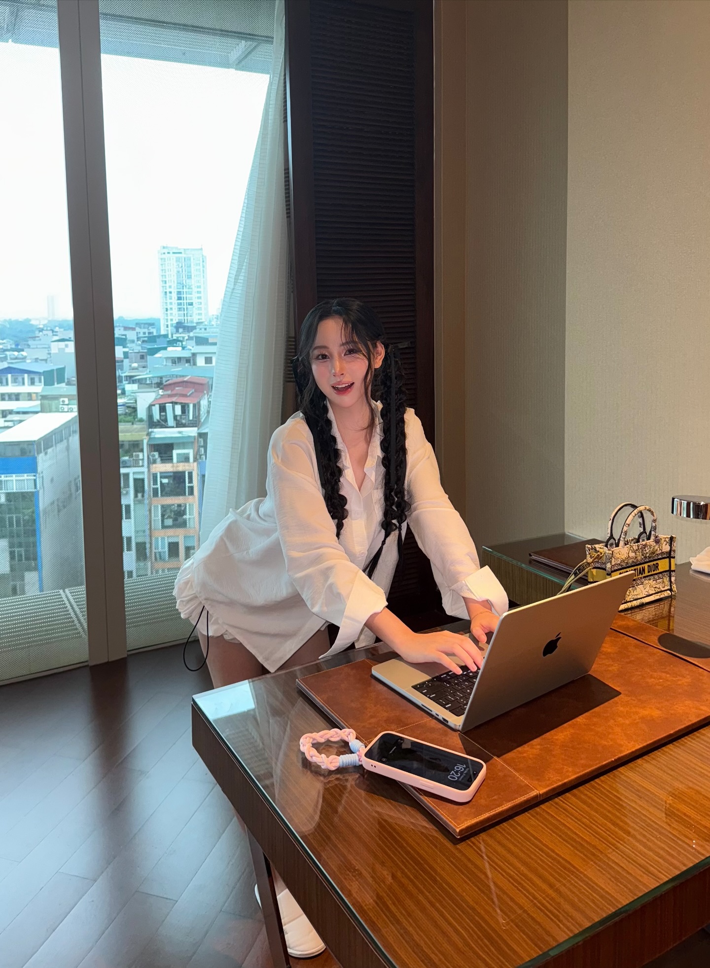 Admiring the Beauty of the Vietnamese TikToker Who Caught G-Dragon's Heart 10 502324703179226718470960328729639727411233992n 1750648299479996998891 1750649580173 1750649580287880137377