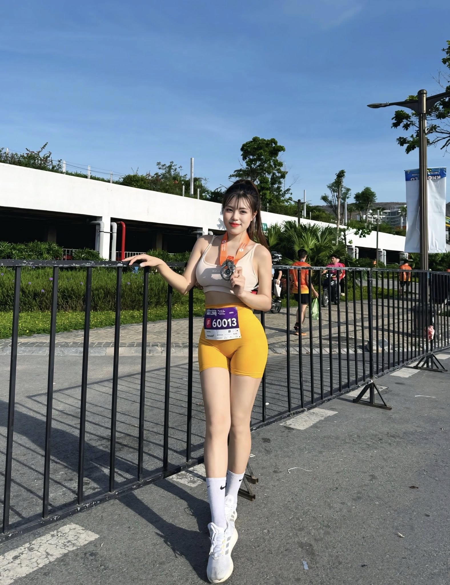 Shining on the Running Track, Beautiful Girl Responds to Criticism of Being "Showy" 8 50295104126519757983323824090035385315209768n 1749098653503907018849 1749099025114 1749099025312401250517