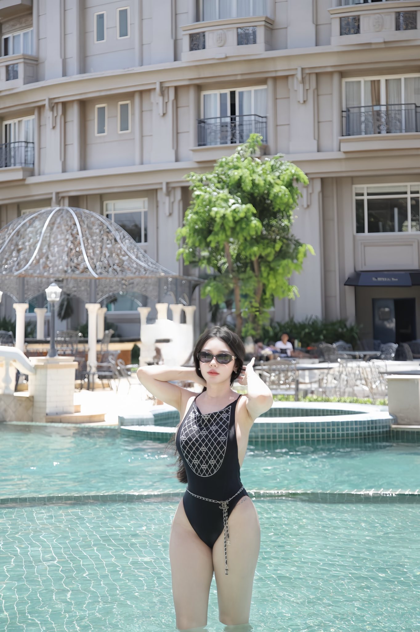 Astonishing Transformation of the Former Hot Girl with an Impressive Figure, No Longer Obsessed with a Sexy Style 4 50387320620841098553973517331716974892291629n 1749265695618980690421 1749266459911 1749266460030448087206