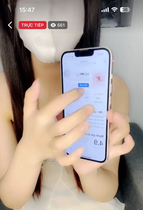 Shocking Livestream of Inappropriate Advertising, Platform Turns a Blind Eye? 2 edit edit 135613b3 82bb 4116 aaa5 80d325aed067 17495425514561195582260 1749544255059 17495442552151274744478