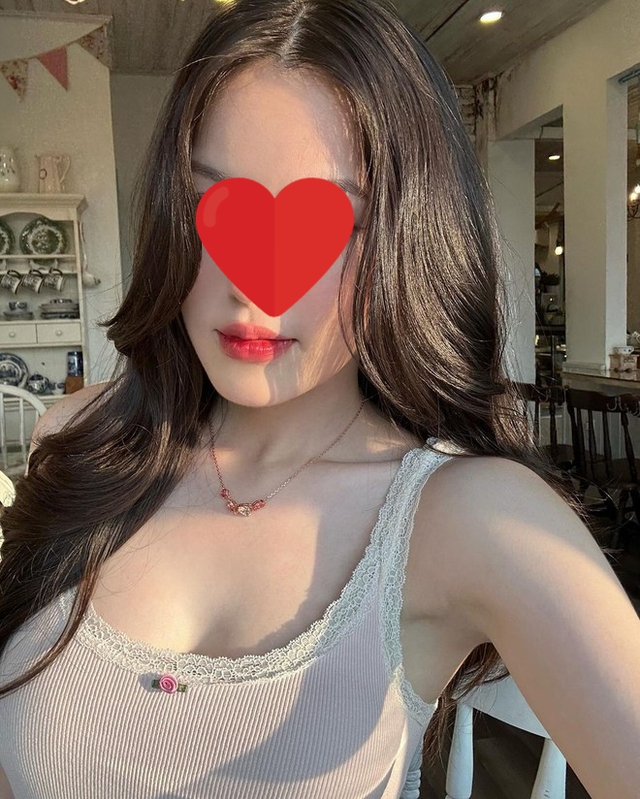 Revealing Sensitive Messages and Love Scandals, Hot Girl Babyboo Now Unafraid to Respond to Anti-Fans 1 edit photo 1 17199883071441903990995 1732249083582187125725 175084511025089033248 1750847879496 1750847879643524927219