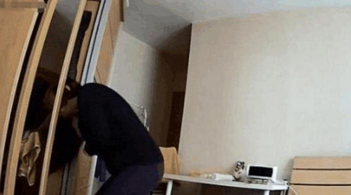 Unexpected Incident on Stream: Beautiful Female Streamer Panics, Luckily Fans Call the Police 3 photo 1750661032335 17506610324941775930854 1750907439691 17509074397531666099058 1750913538225 17509135383691554489714