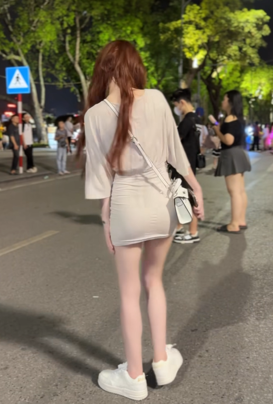 Girl Causes "Shock" by Revealing Criteria for Boyfriend Earning Half a Billion VND/Month, Reveals Special Reason 4 screenshot 2025 06 02 101425 1748835427429108181926 1748837413798 1748837413997846359725