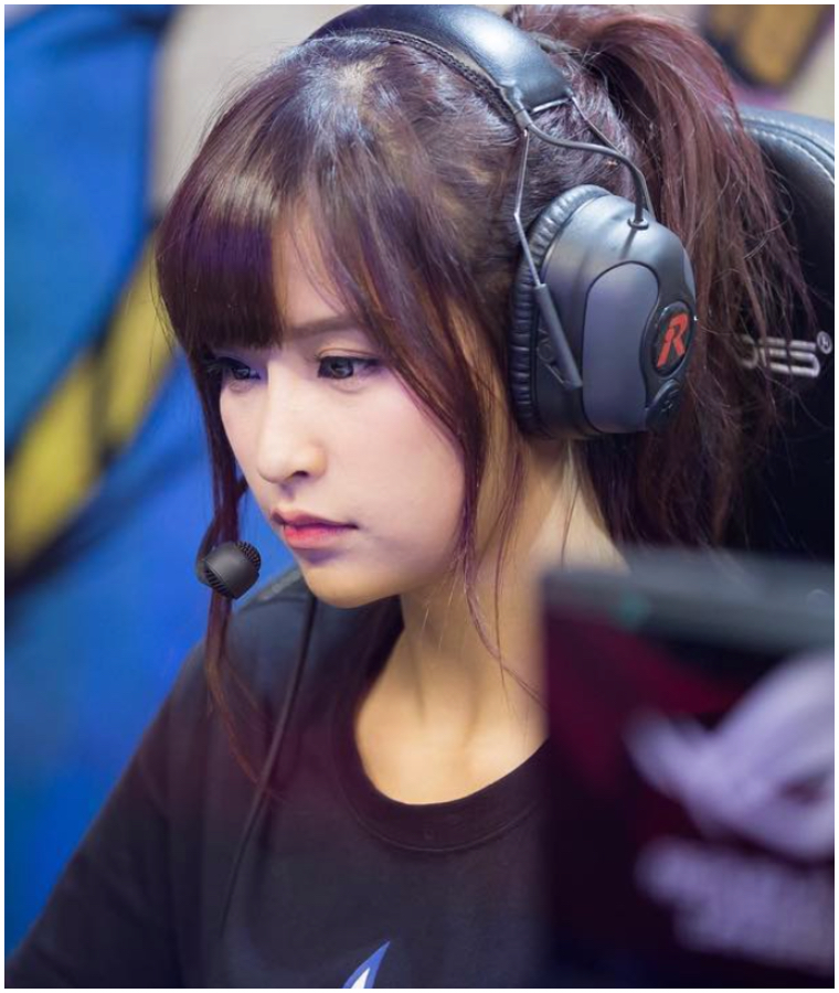 Caught in a Private Photo Leak Scandal with Ex-Boyfriend, This Female Streamer Becomes Even Hotter with a Surge in Followers 3 17393987wtslk7e2z76cz2 1752561628153 17525616283781399616365 1752979155244 1752979155321763640179 1752982242606 17529822427621045241077