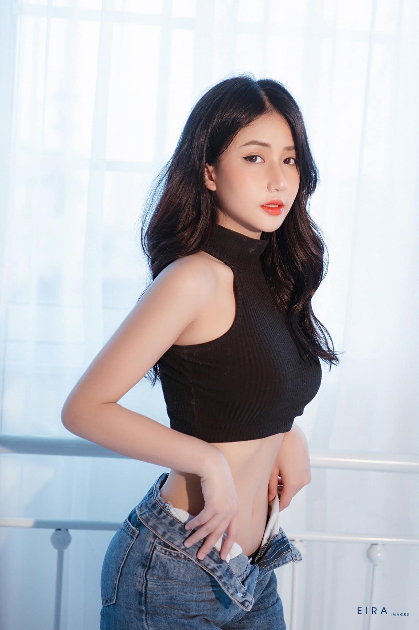 Hot Girl Liên Quân Becomes Famous with a New Interface Update Photo Shoot Ahead of Her Birthday 10 18878132228374128999023518579014552033757287n 175221003727642702914 1752221851723 1752221851964988974127