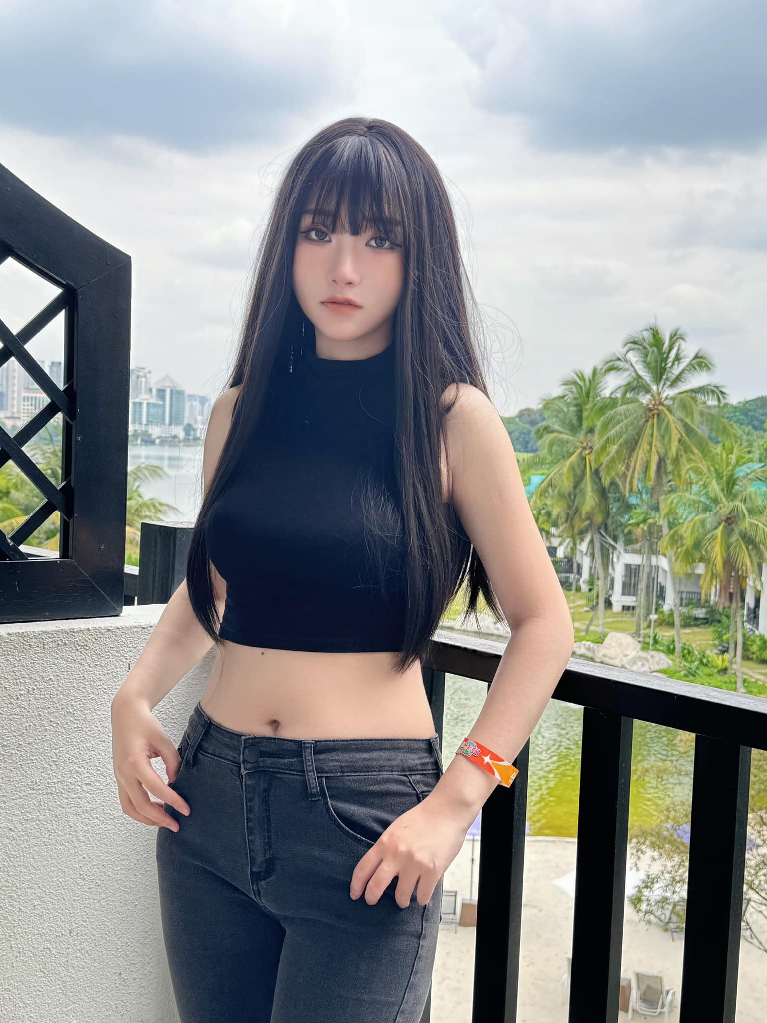 Beautiful Cosplayer Who Looks Just Like Sơn Tùng M-TP Does Something Special in Vietnam That Excites Fans 15 47306039311119941336320417300543668875018382n 17532406467911027658999 1753243053848 17532430540742072888105