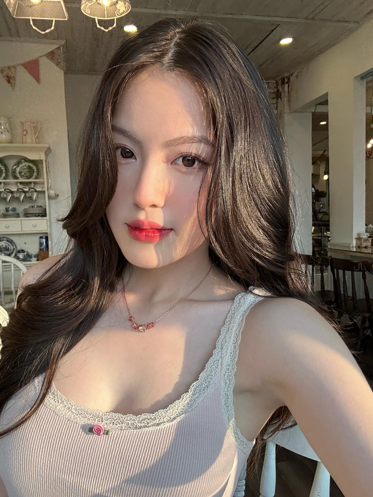 Hot girl Babyboo continuously shares stunning photos, making it hard for male fans to resist 6 48189994420504058987980755619618353354799472n 17523740916971357187177 1752394567055 17523945672051398045955