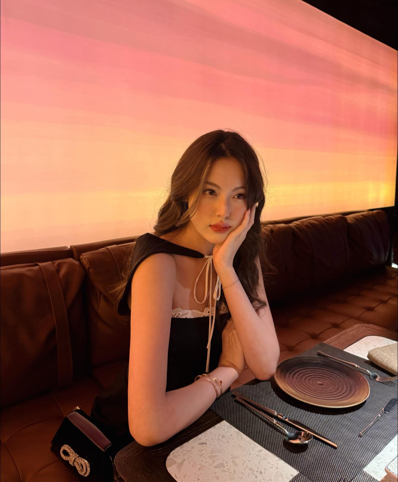 Hot girl Babyboo continuously shares stunning photos, making it hard for male fans to resist 10 50108156721283242543395728039191374227312998n 17523740923231515388765 1752394570291 17523945704751462006933