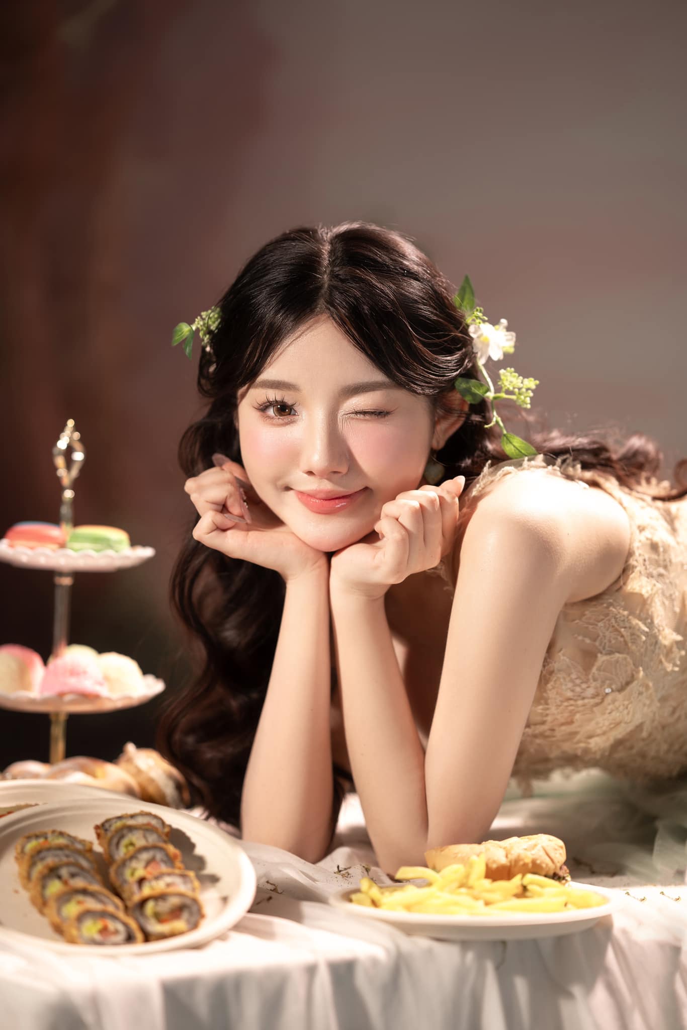 Hot girl mukbang shares a series of stunning bikini photos, captivating figure 1 50350483040521831117596412632366338812522719n 1751425001370443750212 1751428757713 1751428758079343624518